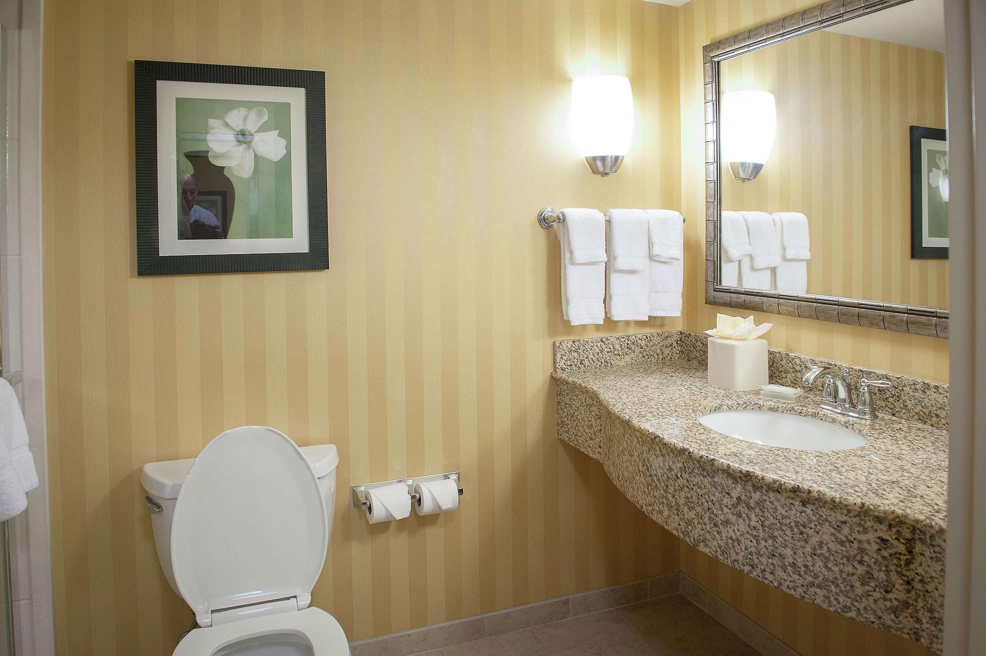Hilton Garden Inn Pensacola Airport/Medical Center Экстерьер фото