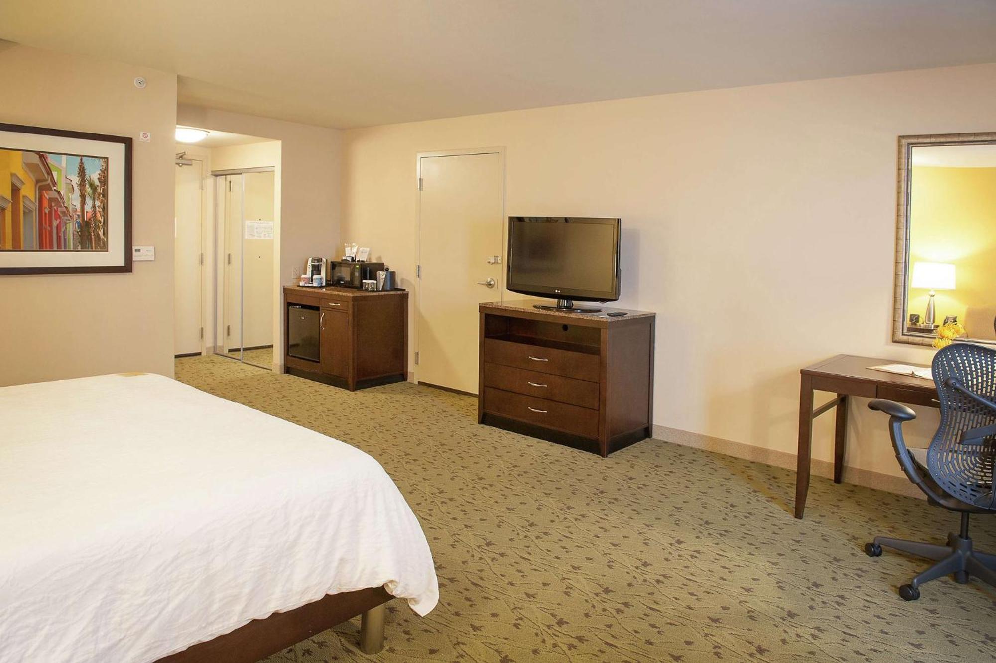 Hilton Garden Inn Pensacola Airport/Medical Center Экстерьер фото
